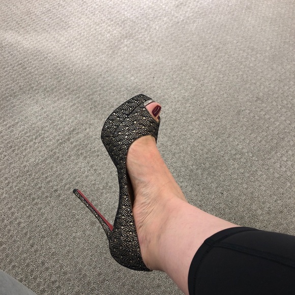 Loubs - Picture 4 of 8